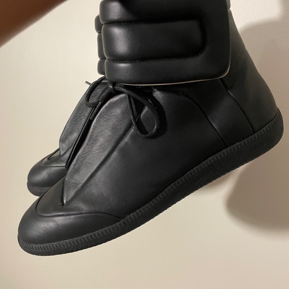 Maison Margiela Sneakers - Picture 2 of 3
